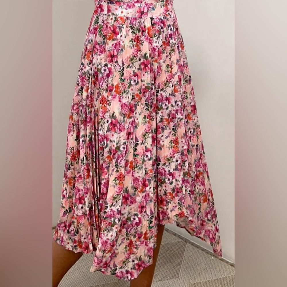 Chic Floral Maxi Skirt in Pink